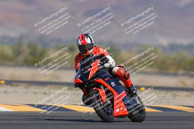 media/Nov-12-2023-SoCal Trackdays (Sun) [[5d1fba4e7d]]/Turn 14 (1035am)/